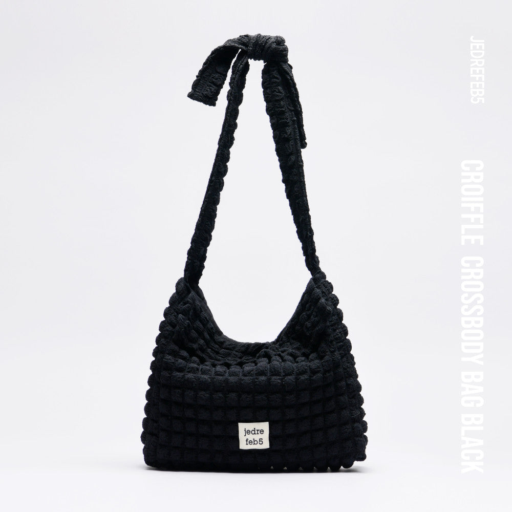 JEDREFEB5 Croiffle Cross Bag Black – Get Your Korean Stuffs